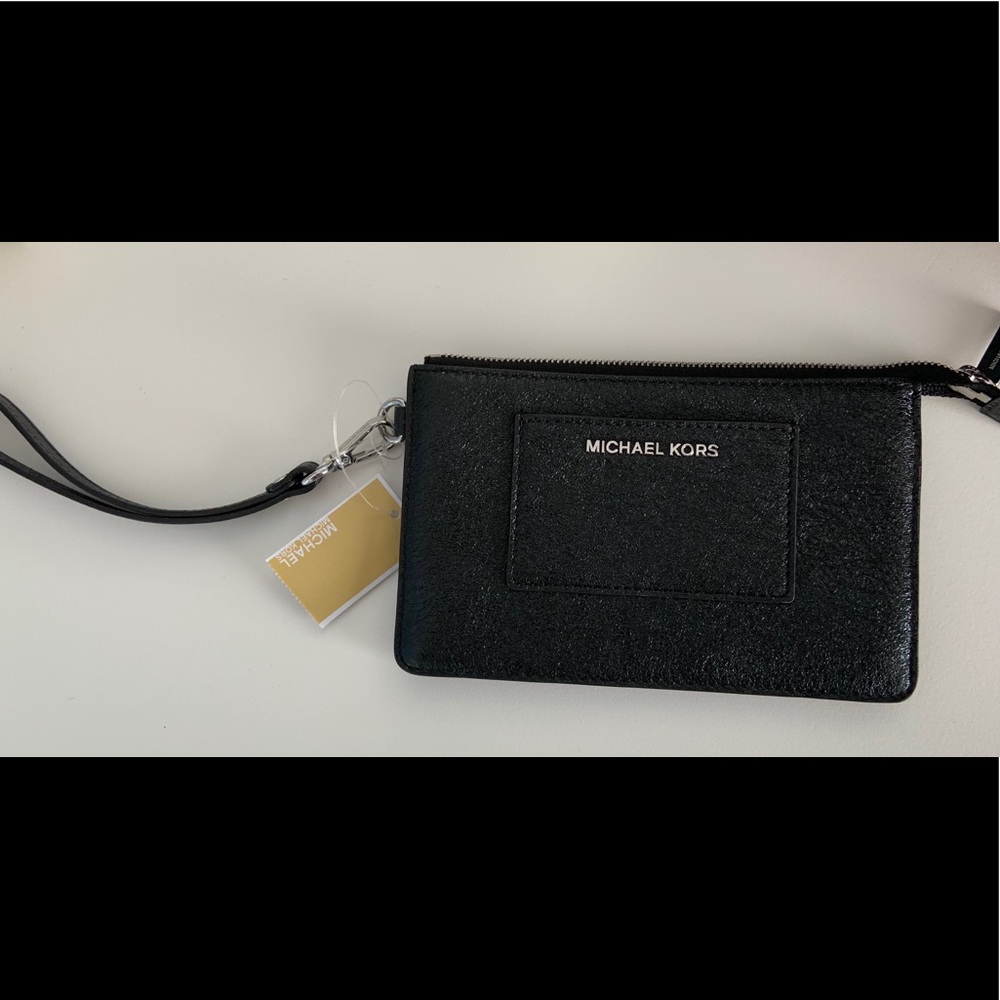 NWT Michael Kors Wristlet